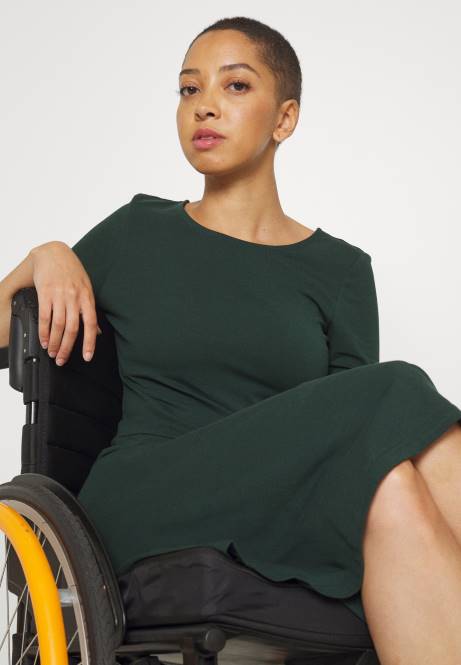 Jerseykleid dunkelgrün Anna Field V0FT190 Frauen