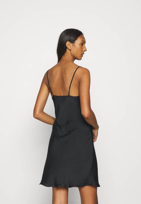 Nachthemd aus gehämmertem Satin in Schwarz Anna Field V0FT1050 Frauen