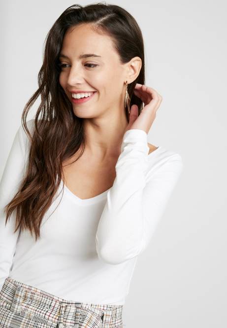Basic Langarmshirt weiß Anna Field V0FT528 Frauen