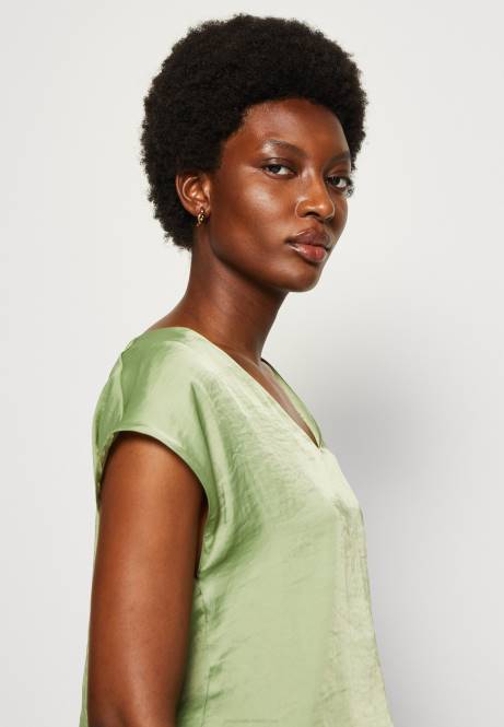 Basic-T-Shirt oliv Anna Field V0FT315 Frauen