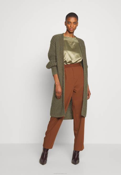 T-Shirt mit Aufdruck Martini Olive Anna Field V0FT256 Frauen