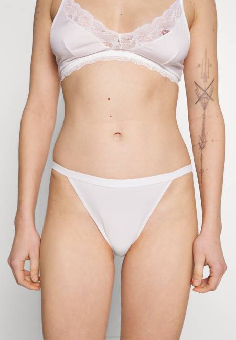 5er-Pack Slips weiß/dunkelblau/nude Anna Field V0FT975 Frauen