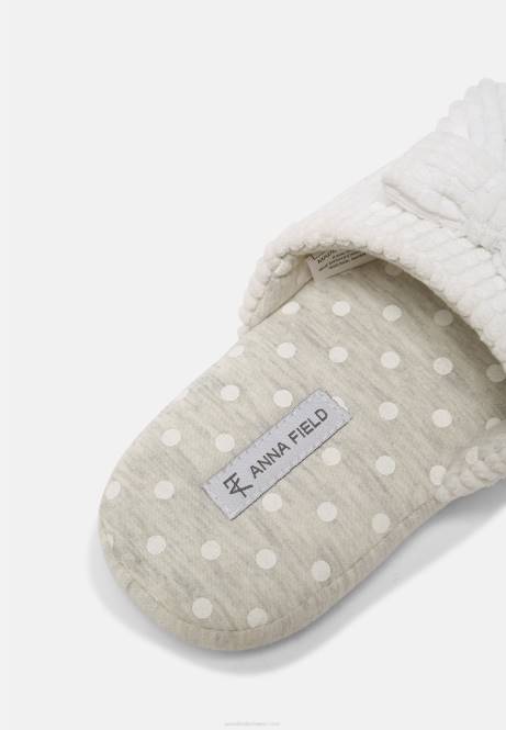 Hausschuhe weiß Anna Field V0FT2279 Frauen